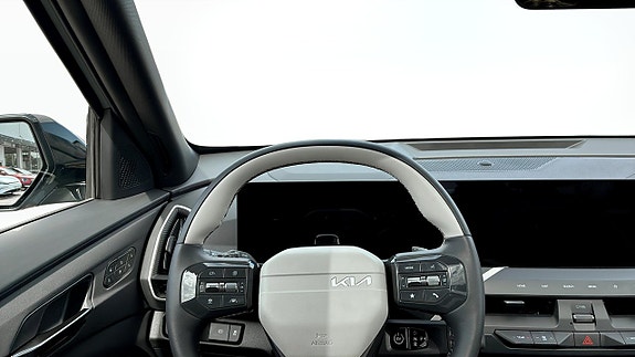Kia EV5 10 of 12