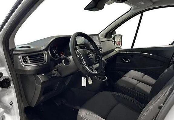 Renault Trafic 3 of 11