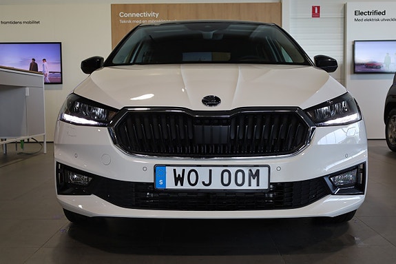 Skoda Fabia 8 of 30