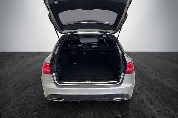 Mercedes-Benz C220 d 11 of 26