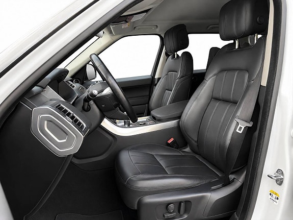 Land Rover Range Rover Sport 7 of 15