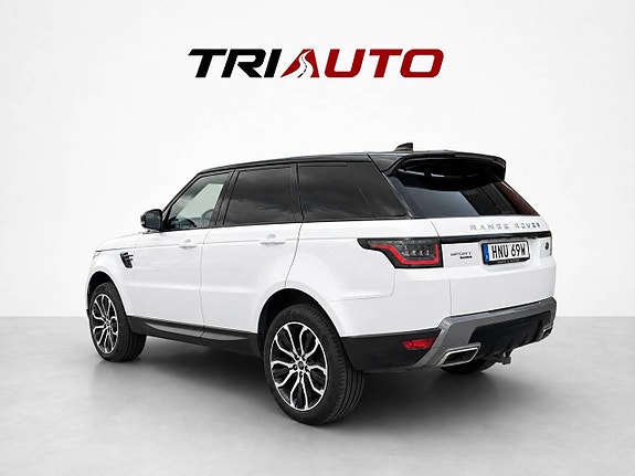 Land Rover Range Rover Sport 4 of 15