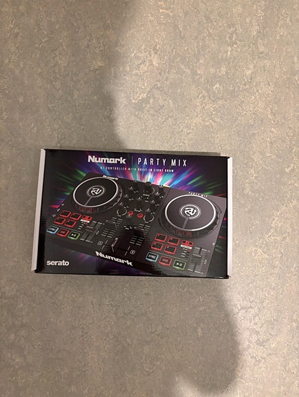 Product image 3 of 3