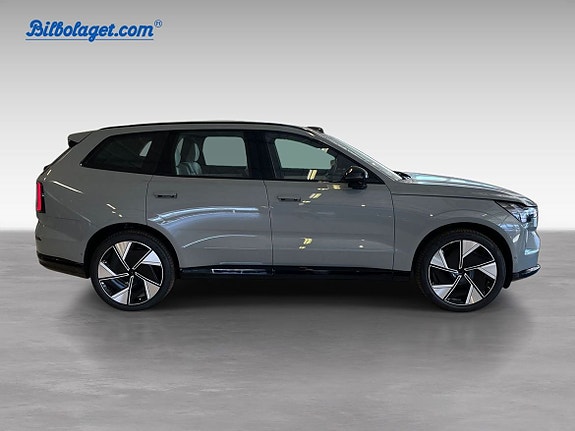 Volvo EX90 4 of 13
