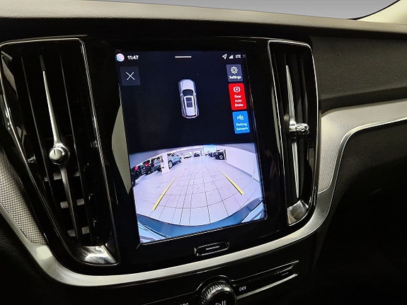 Volvo V60 10 of 15