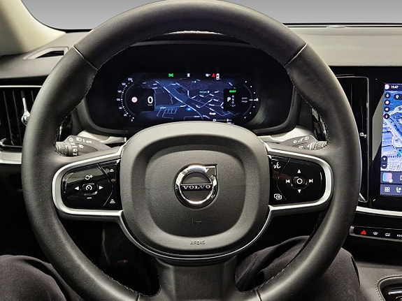 Volvo V60 8 of 15