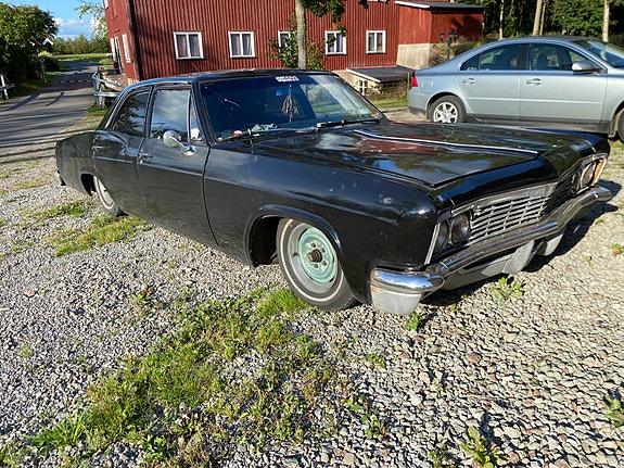 Chevrolet Impala 2 of 2