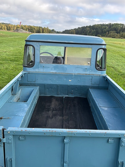 Land Rover 109 7 of 11