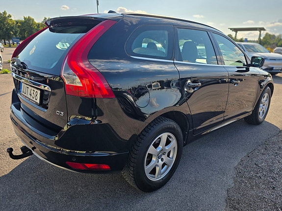 Volvo XC60 4 of 14