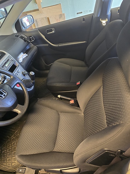 Honda Civic 4 of 9