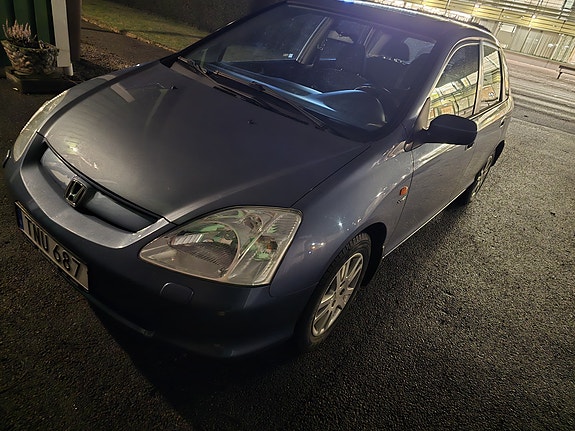 Honda Civic 8 of 9