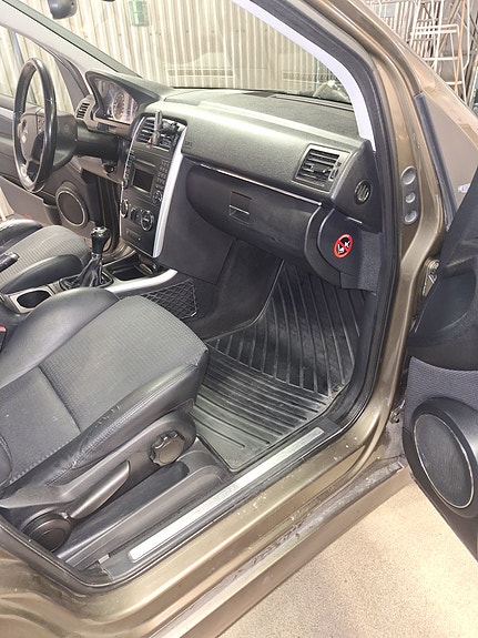 Mercedes-Benz B170 7 of 9