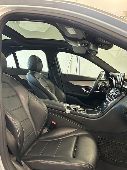 Mercedes-Benz C220 d 9 of 9