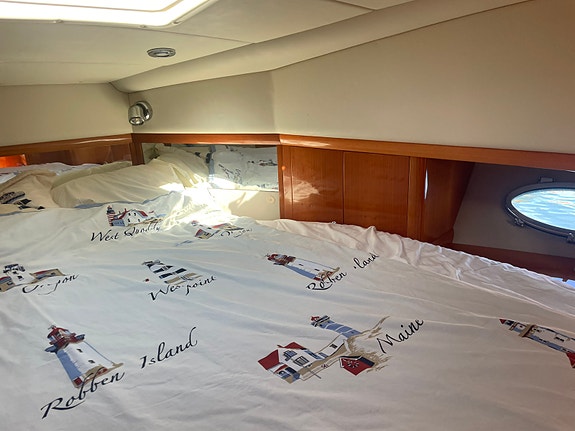 Windy Grand Mistral 37 HT 16 of 17