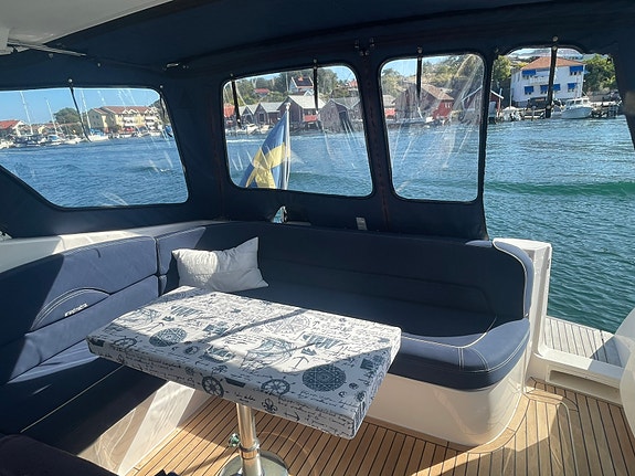 Windy Grand Mistral 37 HT 4 of 17