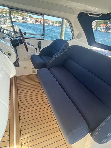 Windy Grand Mistral 37 HT 3 of 17