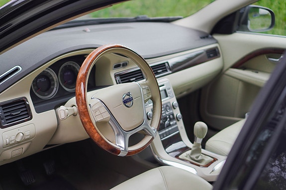 Volvo S80 5 of 8