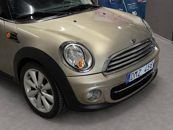 MINI Cooper 2 of 13