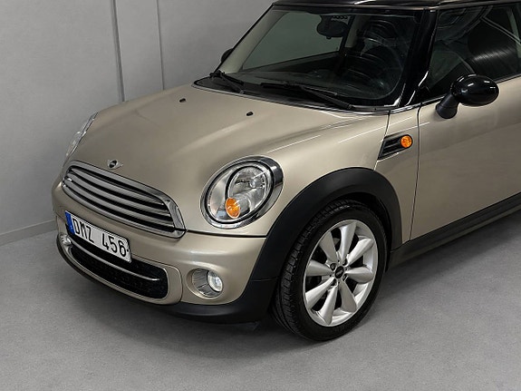MINI Cooper 6 of 13