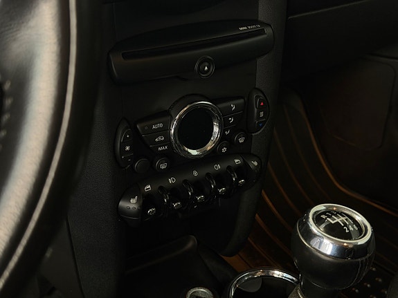 MINI Cooper 9 of 13