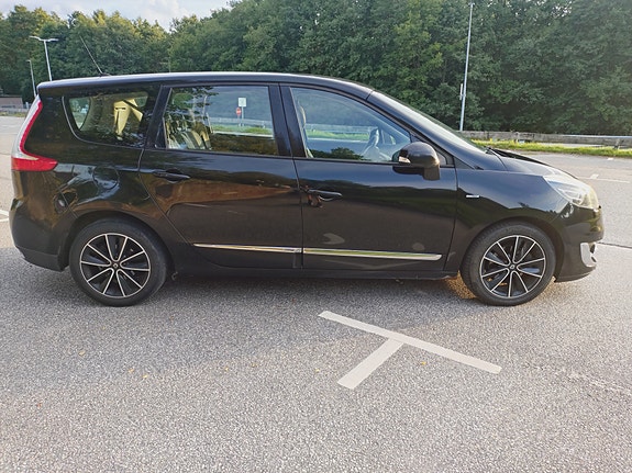 Renault Grand Scenic III 5 of 8