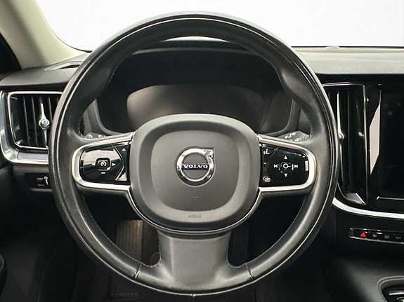 Volvo V60 15 of 30