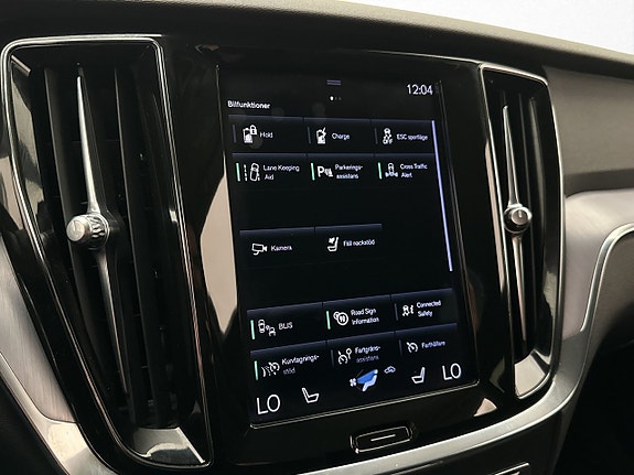 Volvo V60 27 of 30