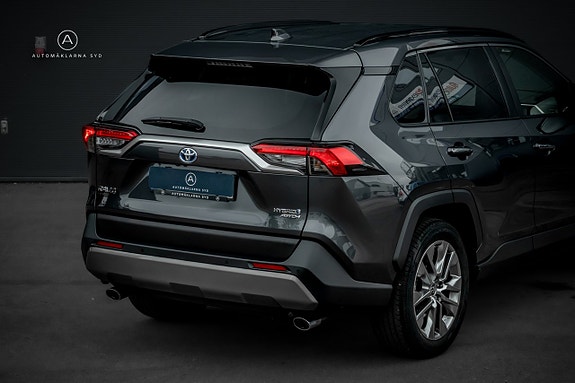 Toyota RAV4 19 of 25