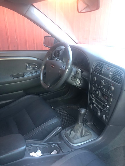 Volvo V40 3 of 3