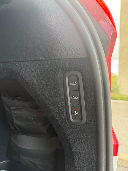 Volvo XC90 14 of 15