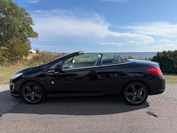 Peugeot 308 2 of 12