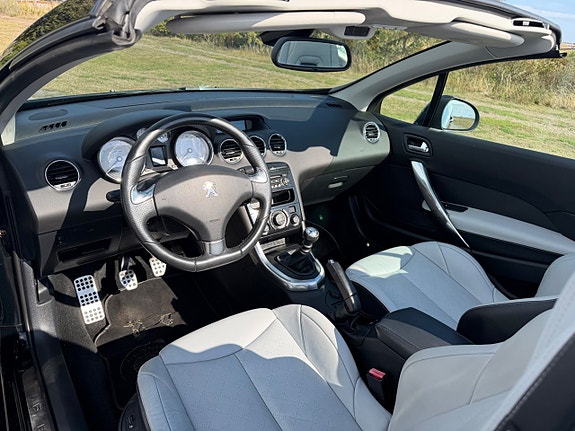 Peugeot 308 7 of 12