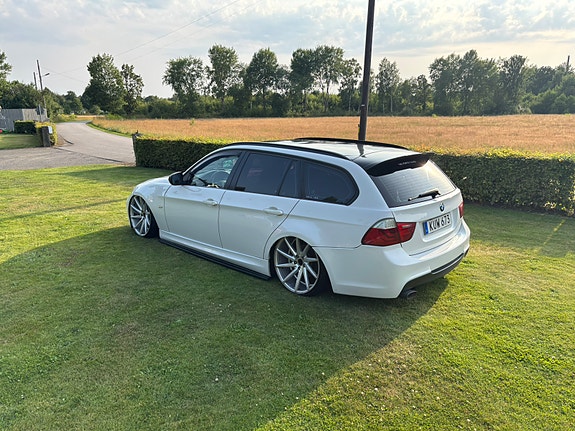 BMW 318d 2 of 8