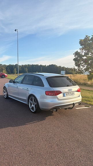 Audi A4 2 of 6