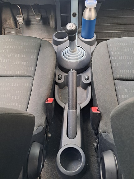 Mitsubishi Colt 7 of 12