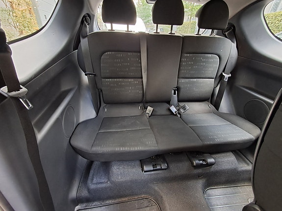 Mitsubishi Colt 11 of 12