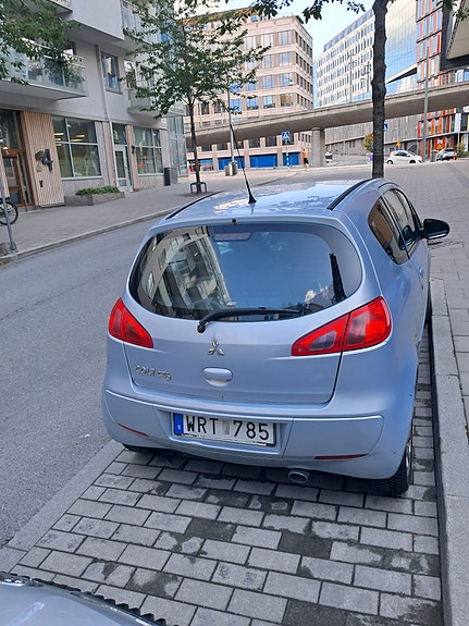 Mitsubishi Colt 3 of 12