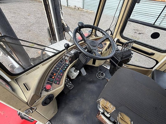 Svetruck 1260 4 of 19