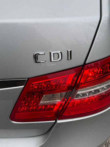 Mercedes-Benz E350 9 of 28