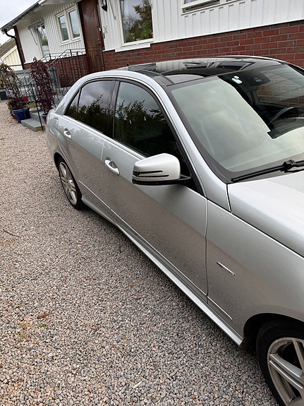 Mercedes-Benz E350 6 of 28
