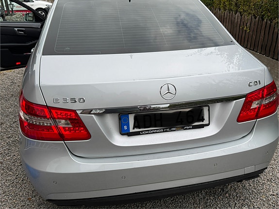 Mercedes-Benz E350 10 of 28