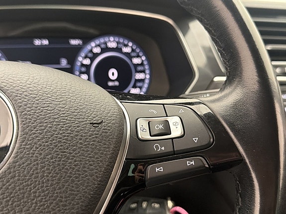 Volkswagen Tiguan 18 of 28