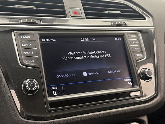 Volkswagen Tiguan 19 of 28