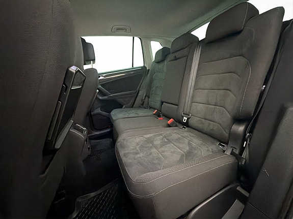 Volkswagen Tiguan 14 of 28