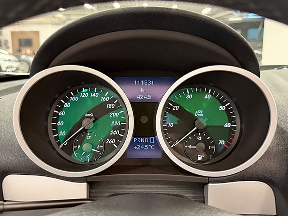 Mercedes-Benz SLK350 20 of 22