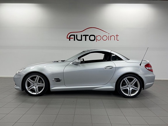 Mercedes-Benz SLK350 15 of 22