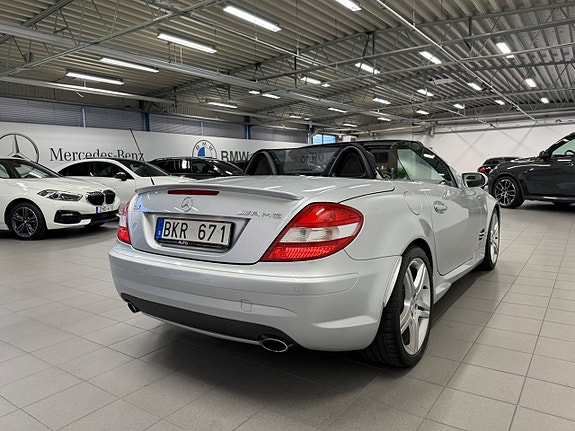 Mercedes-Benz SLK350 11 of 22