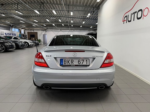 Mercedes-Benz SLK350 17 of 22