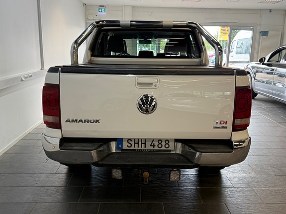 Volkswagen Amarok 10 of 11