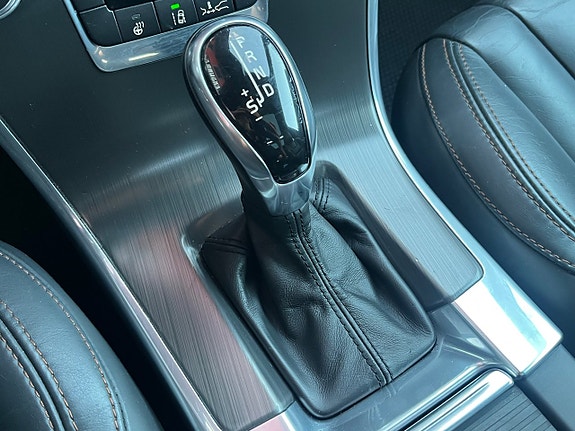 Volvo XC60 18 of 29
